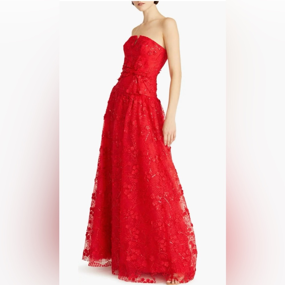 ML Monique Lhuillier gown